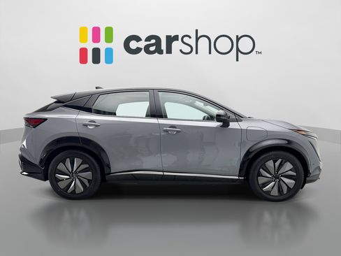 Used 2024 Nissan Ariya AWD image 6