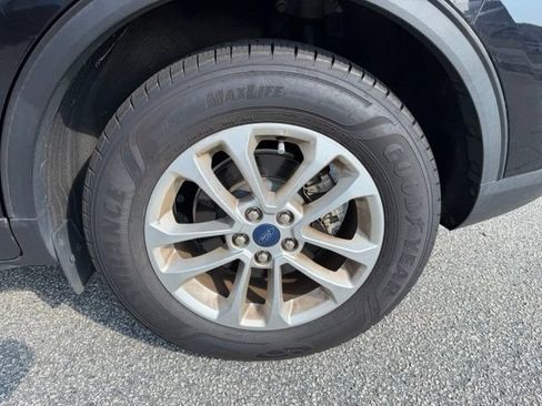 Used 2020 Ford Escape SE FWD image 5