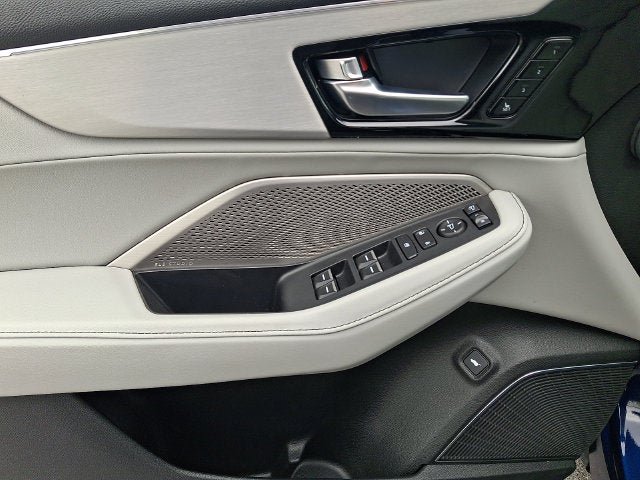 Used 2024 Acura MDX w/ Technology Package AWD/4WD image 12
