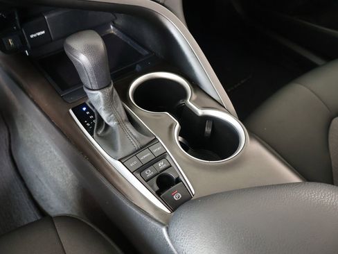 Used 2023 Toyota Camry LE FWD image 7