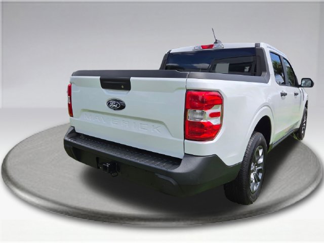 Used 2025 Ford Maverick XLT w/ Equipment Group 302A AWD/4WD image 12