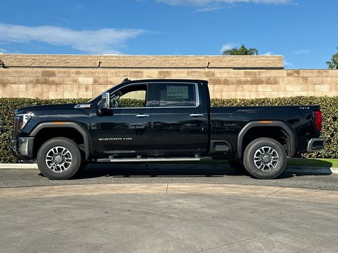 New 2026 GMC Sierra 2500 SLT w/ SLT Convenience Package AWD/4WD image 7