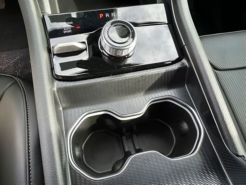 New 2025 Jeep Grand Cherokee Limited image 23