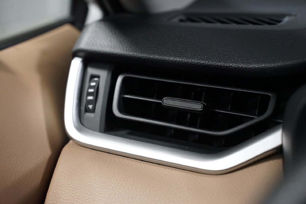 Certified 2023 Toyota RAV4 LE FWD image 24
