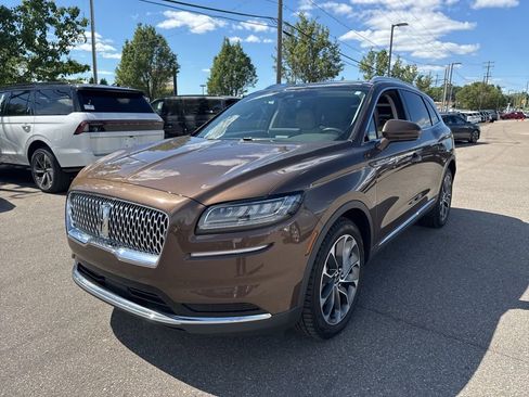Used 2022 Lincoln Nautilus Reserve AWD/4WD image 1