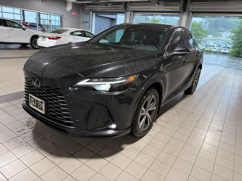 Used 2024 Lexus RX 350 Premium w/ Convenience Package AWD/4WD image 3