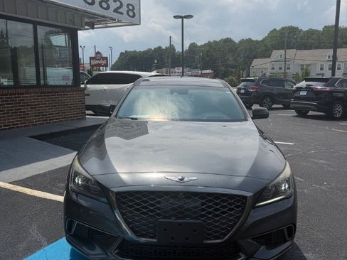 Used 2019 Genesis G80 3.3T Sport RWD image 2