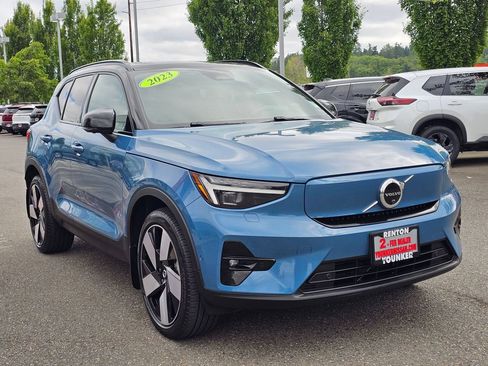 Used 2023 Volvo XC40 Recharge Ultimate w/ Protection Package Premier AWD/4WD image 3