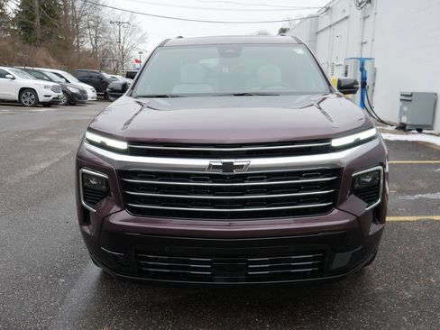 New 2026 Chevrolet Traverse High Country image 3