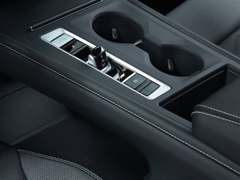 New 2026 Volkswagen Atlas Cross Sport SE FWD image 24