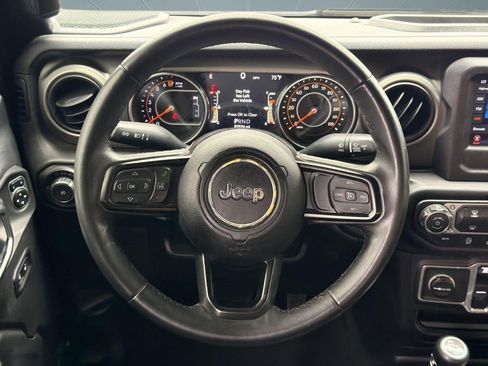 Used 2018 Jeep Wrangler Unlimited Sport S AWD/4WD image 11