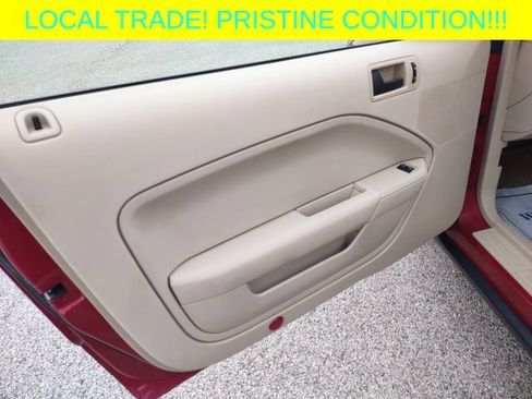 Used 2005 Ford Mustang Coupe RWD image 12