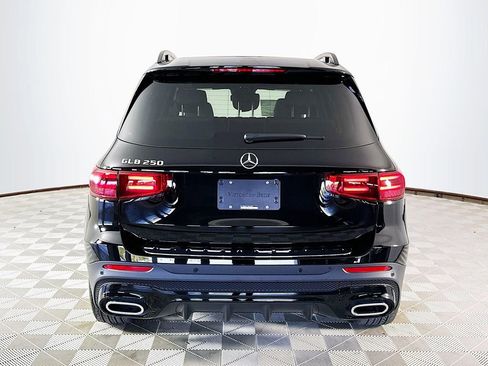 New 2026 Mercedes-Benz GLB 250 image 6