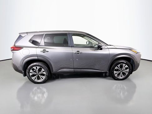 Used 2023 Nissan Rogue SV image 11