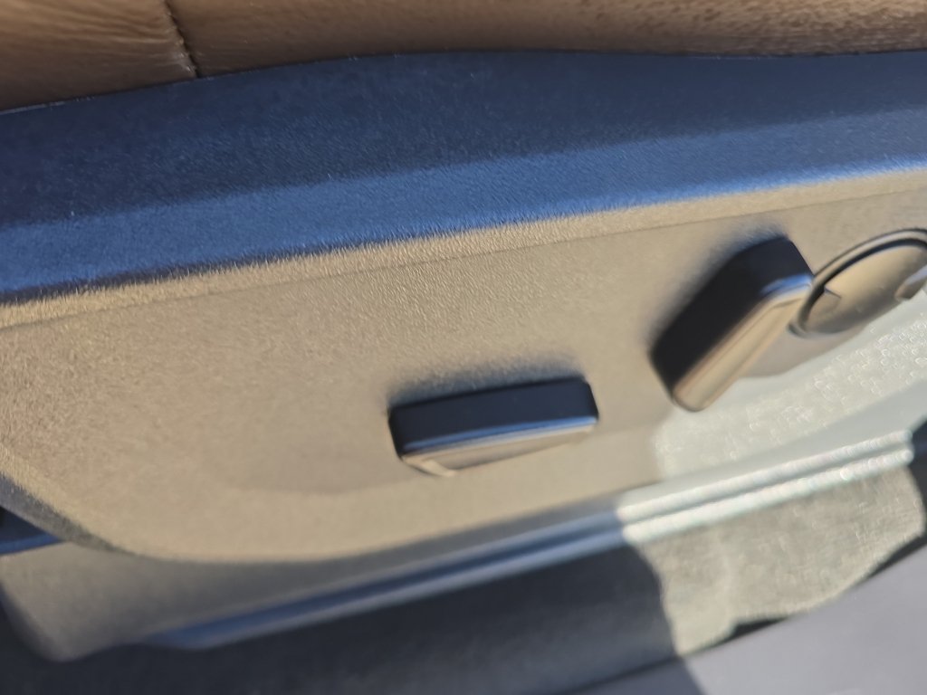 Used 2025 Ford Expedition King Ranch AWD/4WD image 14