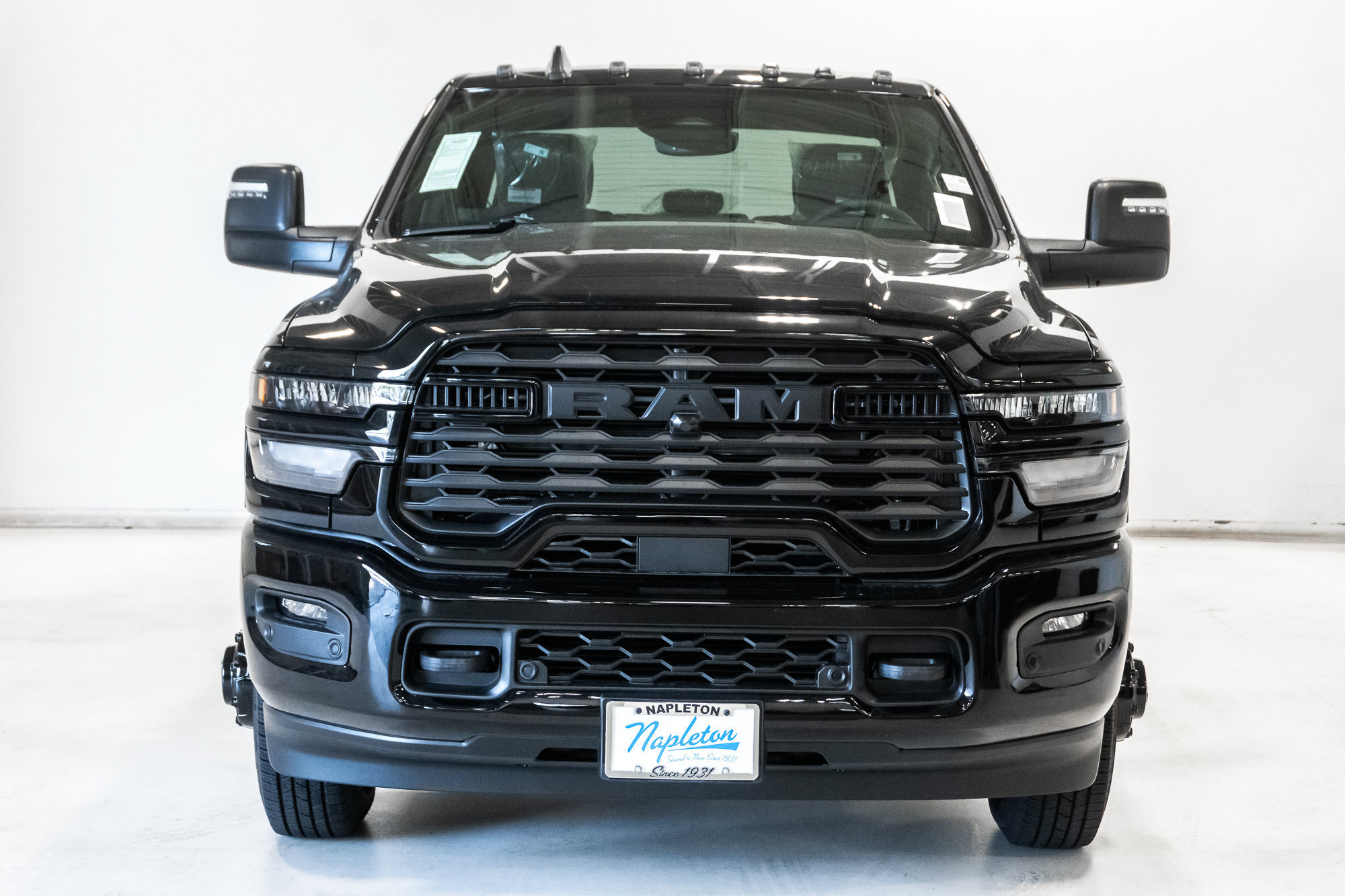 New 2027 RAM 3500 Big Horn AWD/4WD image 6