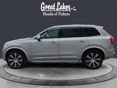 Used 2023 Volvo XC90 T8 Plus image 2