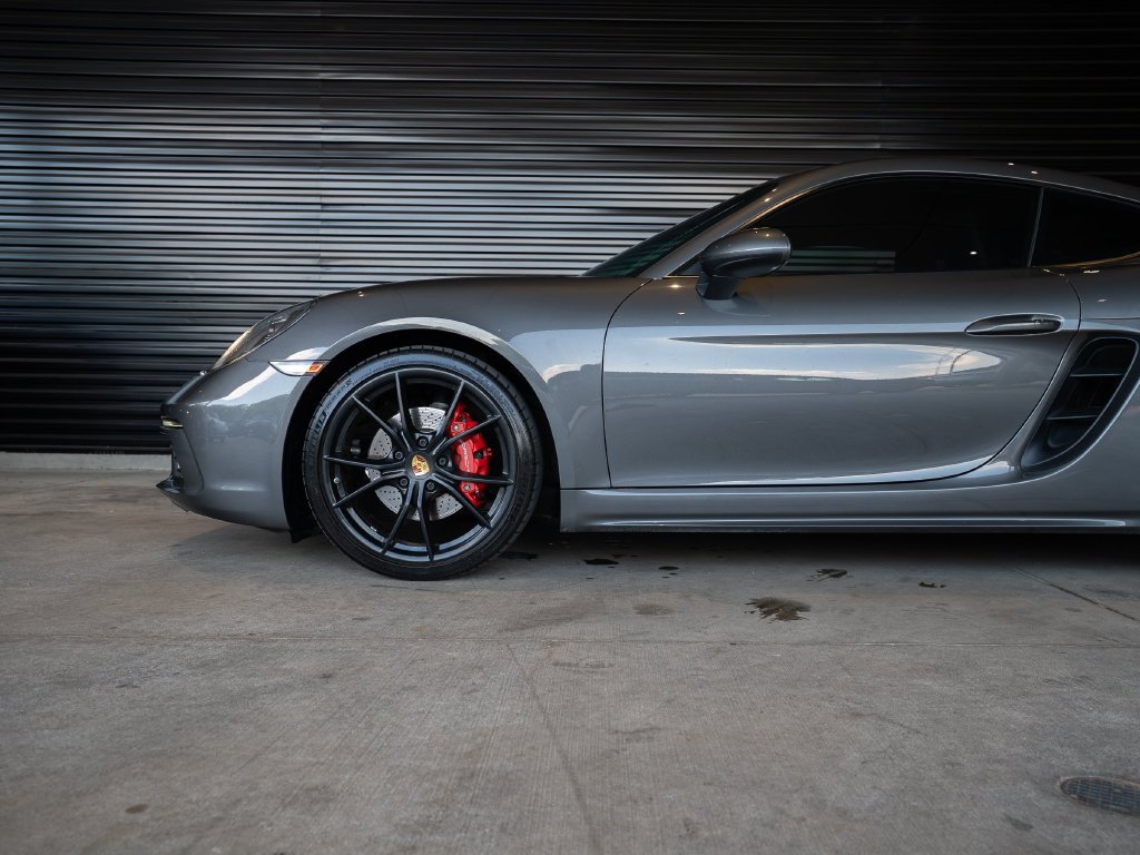 Certified 2017 Porsche 718 Cayman S RWD image 11
