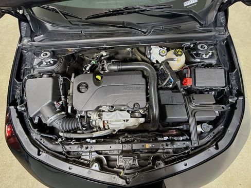 Used 2023 Chevrolet Malibu LS image 28