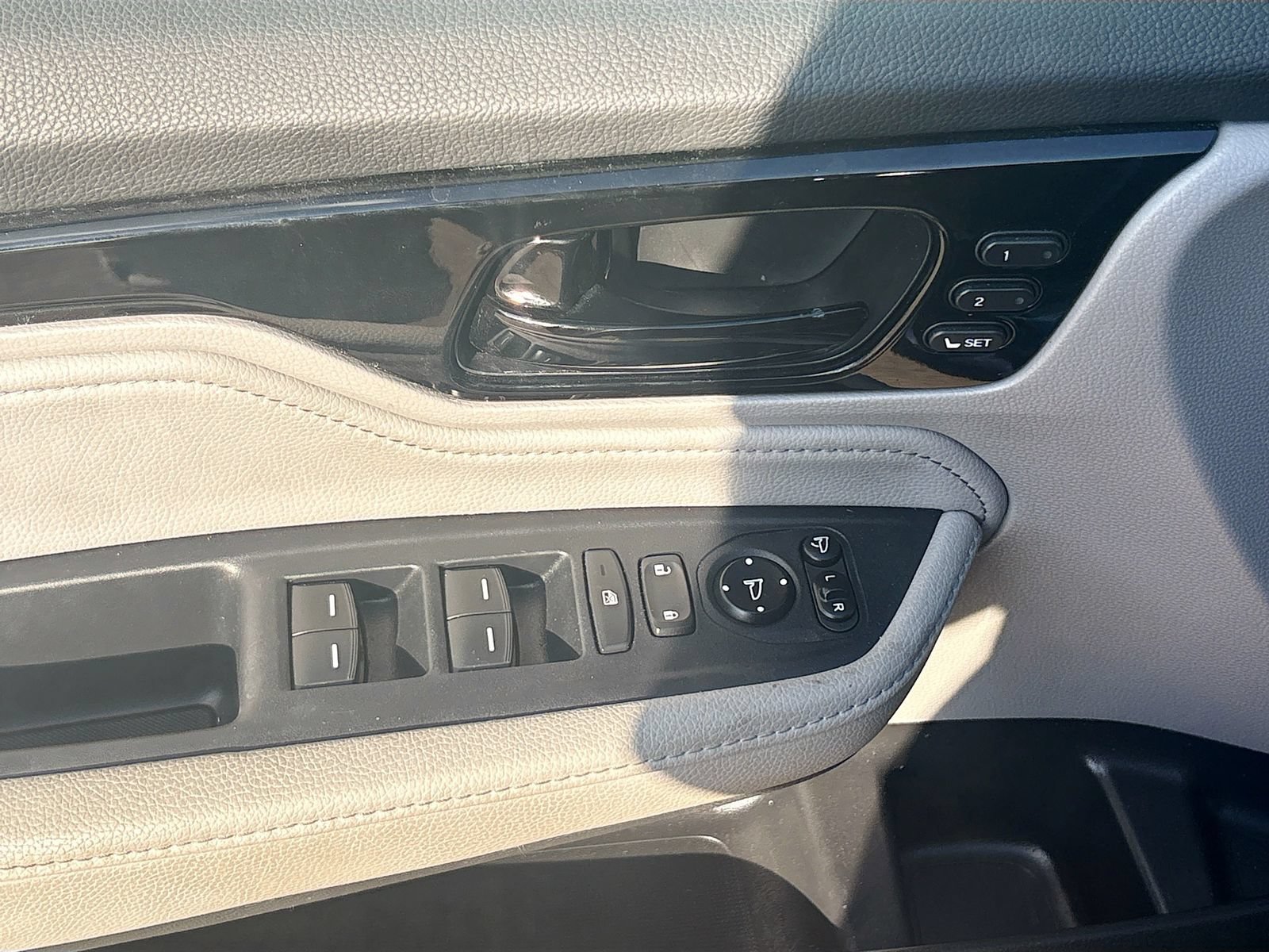 Used 2024 Honda Odyssey Elite image 18