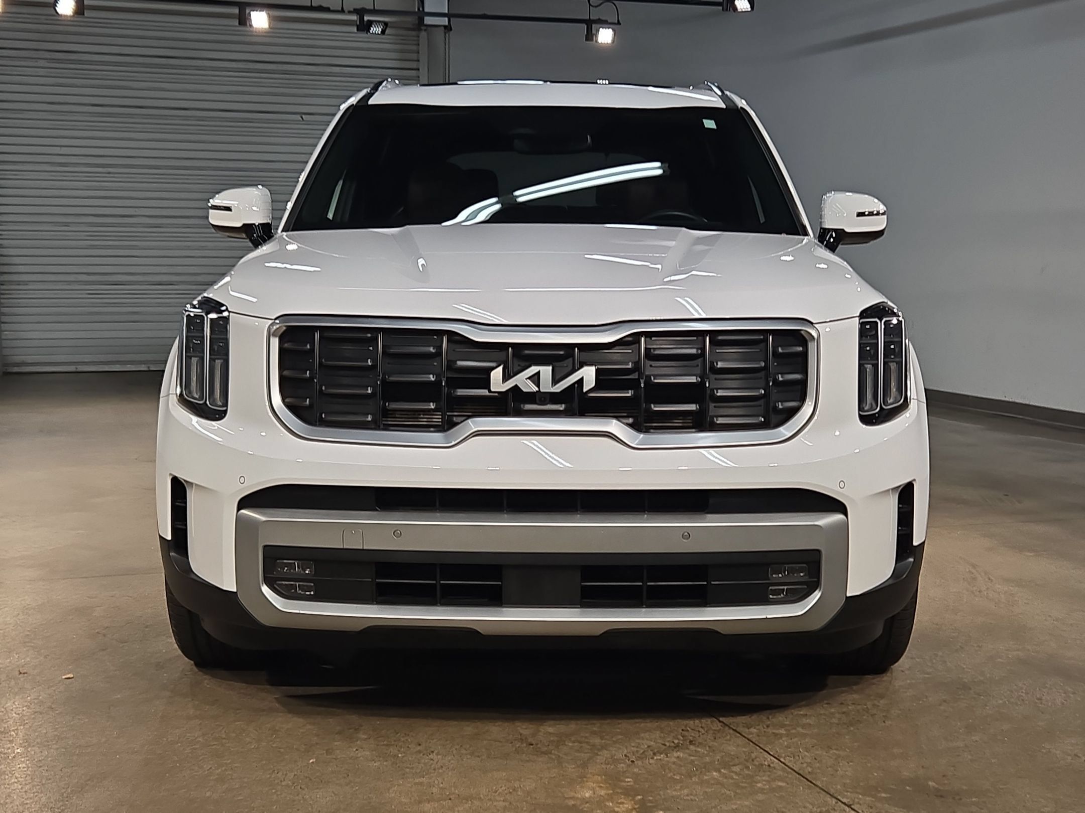 Used 2023 Kia Telluride SX AWD/4WD image 2