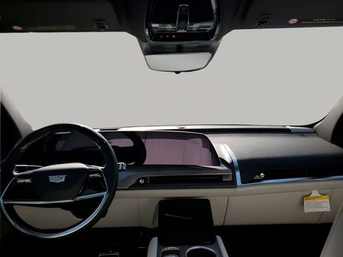 New 2026 Cadillac Vistiq Sport image 23