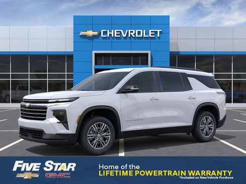 New 2026 Chevrolet Traverse LT FWD image 2