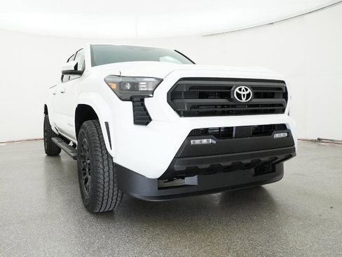 New 2026 Toyota Tacoma SR5 RWD image 33