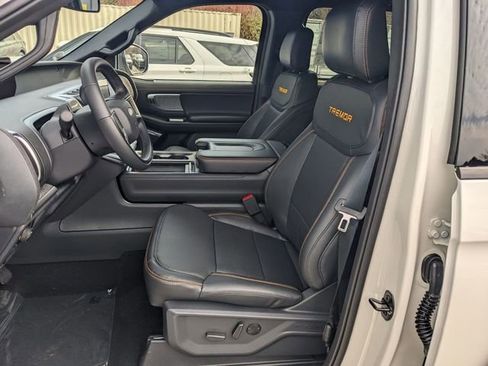 New 2025 Ford Expedition Tremor image 9