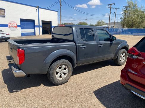 Used 2013 Nissan Frontier SV RWD image 19