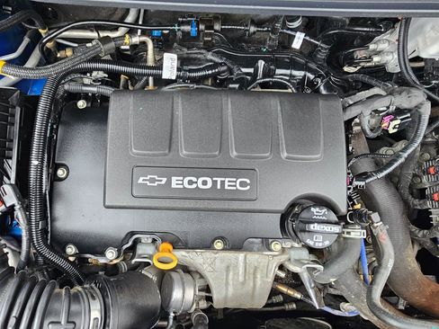 Used 2020 Chevrolet Sonic LT w/ Convenience Package image 29