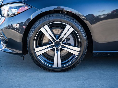 Used 2023 Mercedes-Benz C 300 Sedan image 3