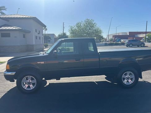 Used 2003 Ford Ranger XLT image 4