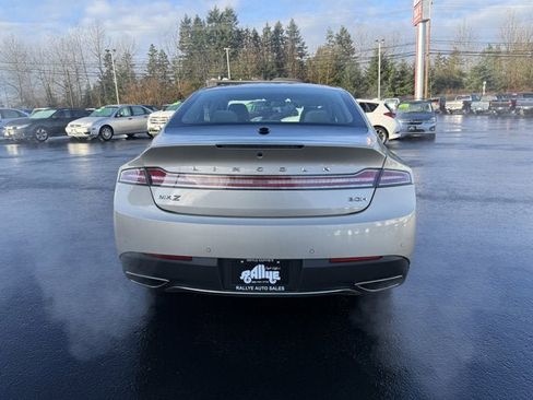 Used 2017 Lincoln MKZ Select w/ Technology Package image 6