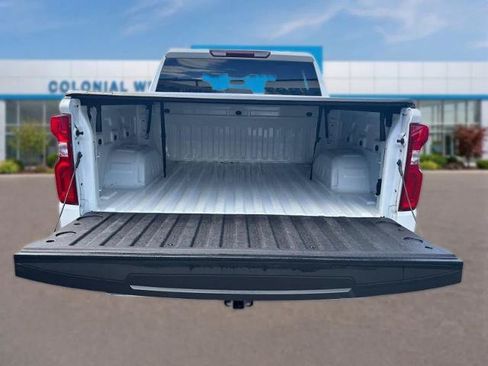 Used 2025 Chevrolet Silverado 1500 LT Trail Boss AWD/4WD image 8