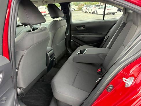 Used 2021 Toyota Corolla LE FWD image 9