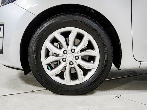 Used 2019 Kia Sedona EX FWD image 15