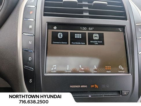 Used 2018 Lincoln MKC Reserve w/ Lincoln MKC Climate Package AWD/4WD image 23