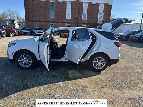 Used 2023 Chevrolet Equinox LT image 25