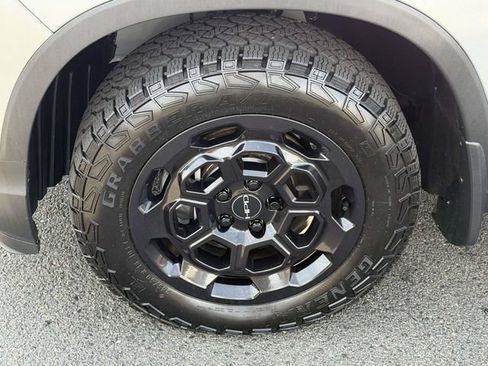 Certified 2025 Honda Ridgeline RTL+ image 5