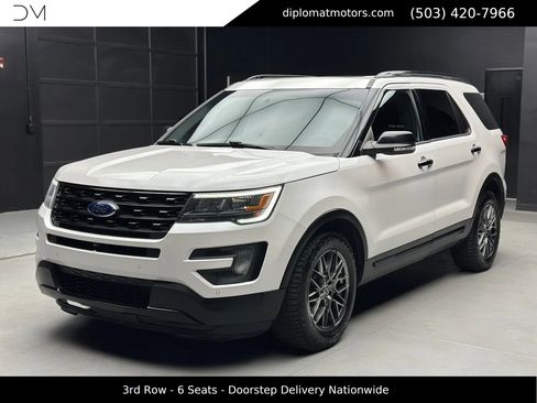 Used 2016 Ford Explorer Sport image 1
