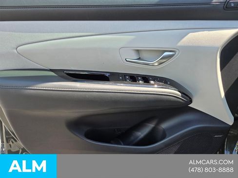 Used 2025 Hyundai Tucson Limited FWD image 26
