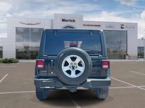 Used 2020 Jeep Wrangler Unlimited Sport S AWD/4WD image 7