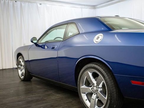 Used 2009 Dodge Challenger R/T image 28