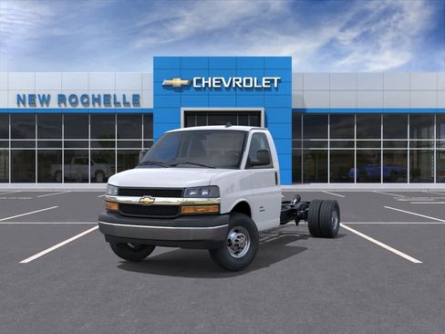 New 2025 Chevrolet Express 3500 w/ Power Convenience Package RWD image 8