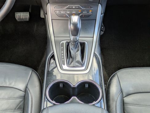 Used 2017 Ford Edge SEL w/ Equipment Group 201A image 21