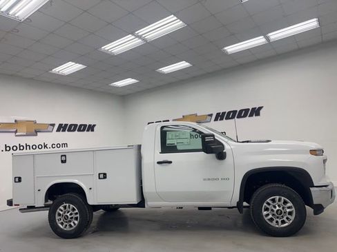 New 2026 Chevrolet Silverado 2500 W/T w/ WT Convenience Package AWD/4WD image 4