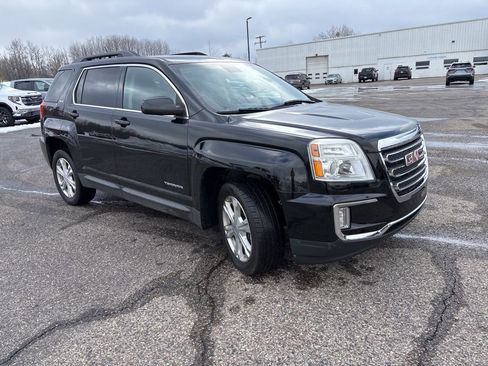Used 2017 GMC Terrain SLE w/ Convenience Package FWD image 9