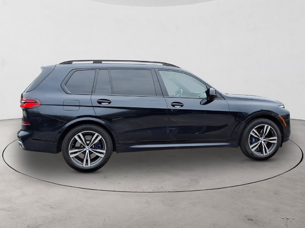 Used 2025 BMW X7 M60i w/ Executive Package AWD/4WD image 4