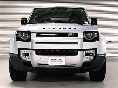 Certified 2023 Land Rover Defender 110 SE image 2